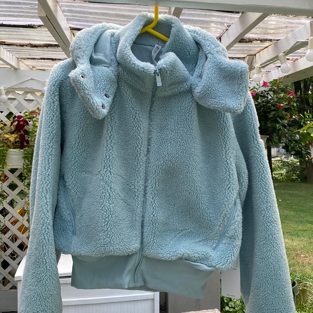 Alo Foxy Sherpa Jacket
